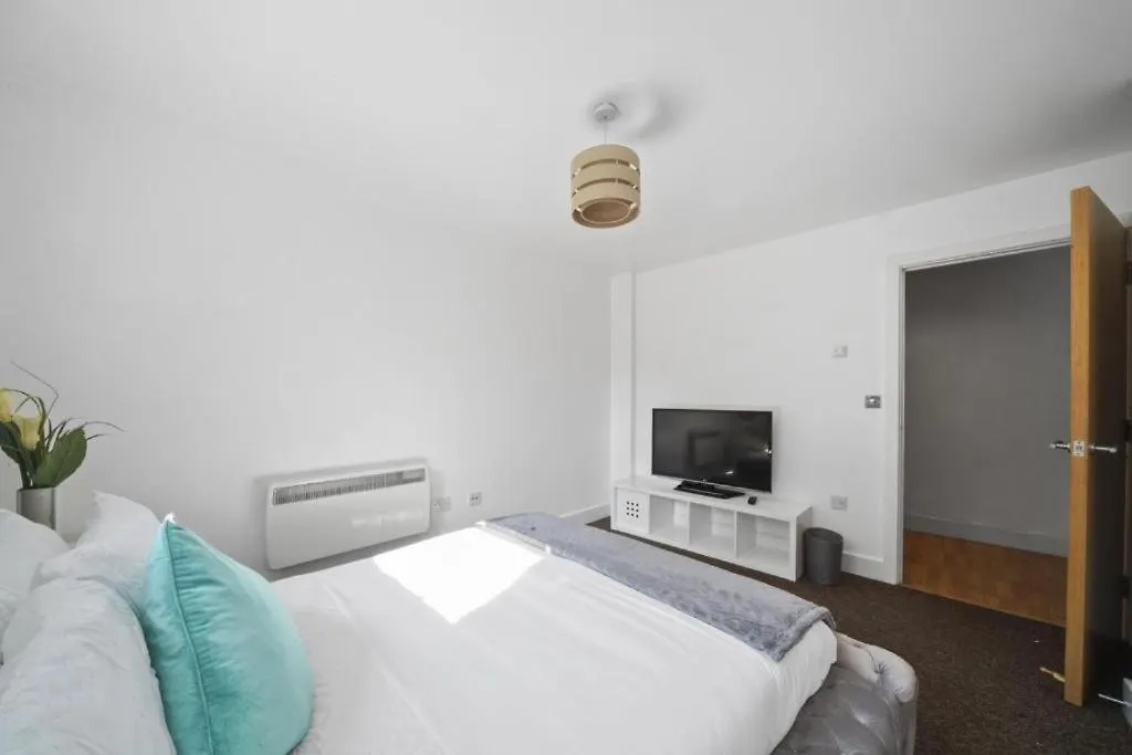 Marx Stylish 1-Bed Apartment Near London Bridge & Tower Bridge - Great Location With Free Parking 0*,