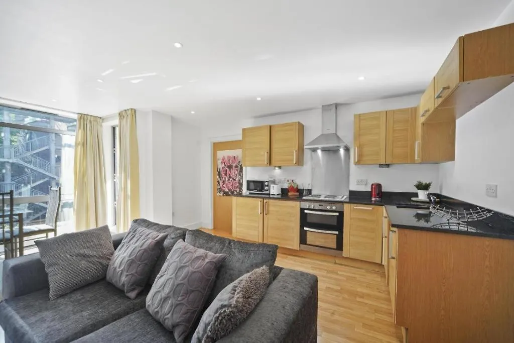 Marx Stylish 1-Bed Apartment Near London Bridge & Tower Bridge - Great Location With Free Parking